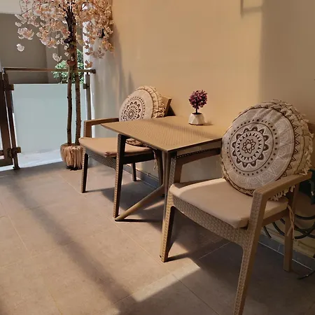 Apolafsi 2 New With Kitchen Апартаменты *